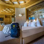 Luxury Strachan - Jacuzzi And Sauna *