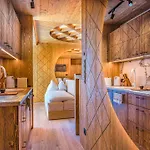 Luxury Strachan - Jacuzzi And Sauna شقة *