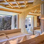 Luxury Strachan - Jacuzzi And Sauna דירה