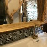 Luxury Strachan - Jacuzzi And Sauna