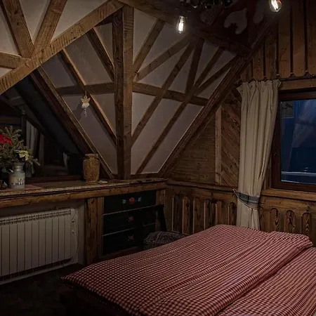 Luxury Strachan - Jacuzzi And Sauna Ždiar