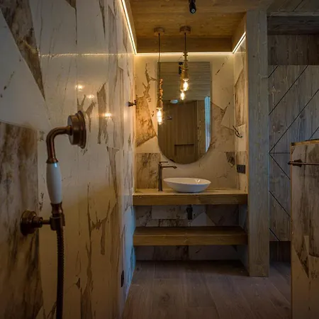 Luxury Strachan - Jacuzzi And Sauna *