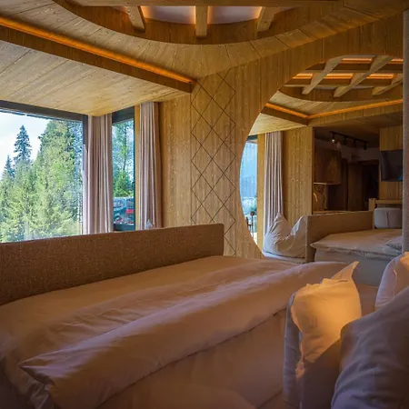 Luxury Strachan - Jacuzzi And Sauna Ždiar