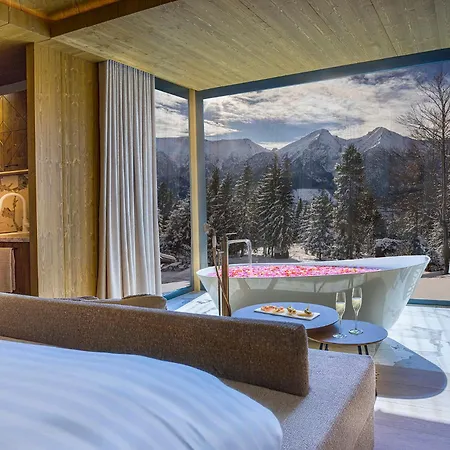 Luxury Strachan - Jacuzzi And Sauna * Ždiar
