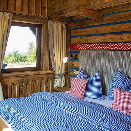 Luxury Strachan - Jacuzzi And Sauna