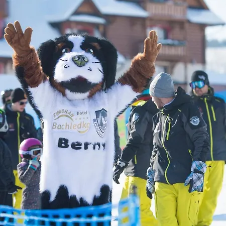 Luxury Strachan - Jacuzzi And Sauna Lejlighed Ždiar